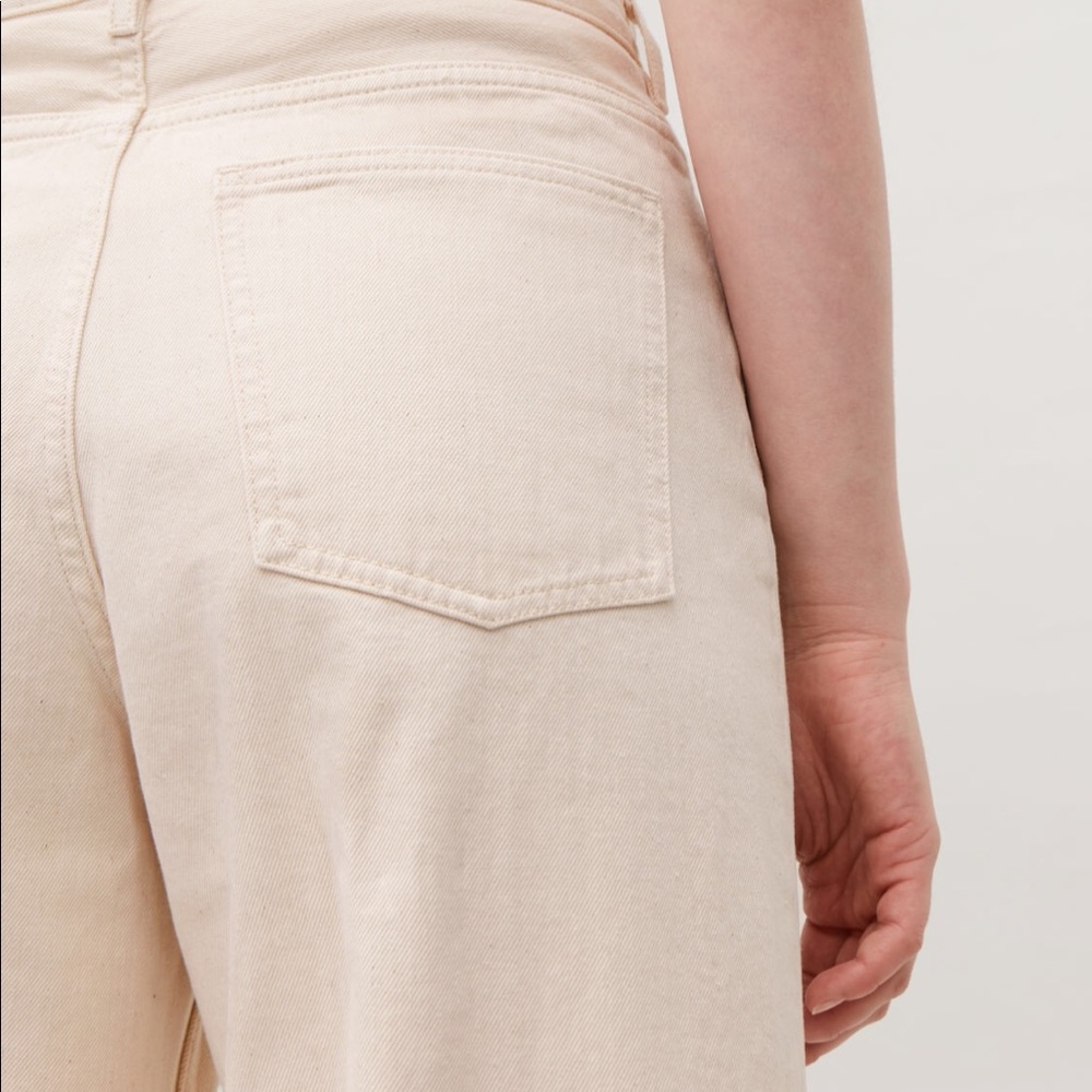 COS Women’s Tapered Leg Jeans